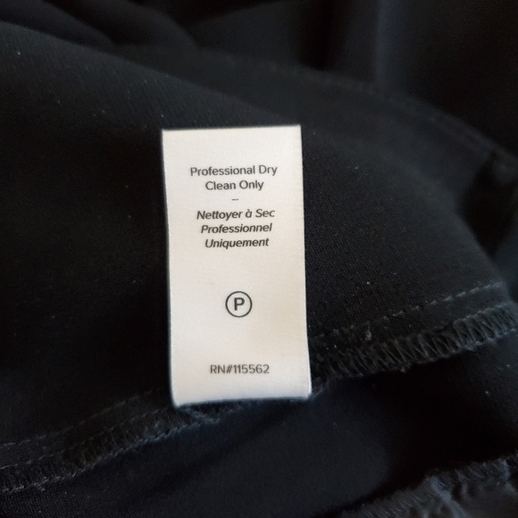 New Cinq A Sept Elaina Crepe Pleated Waist Tapered Elastic Hem Black Pants 00 - Picture 16 of 16